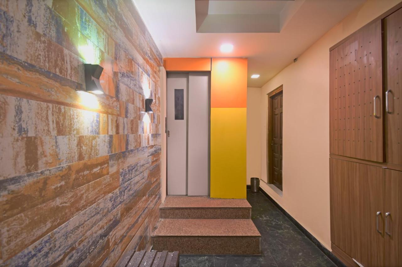 כלכותה Hotel Jingle Inn מראה חיצוני תמונה